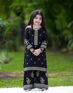 Saanvi Black Classic Set