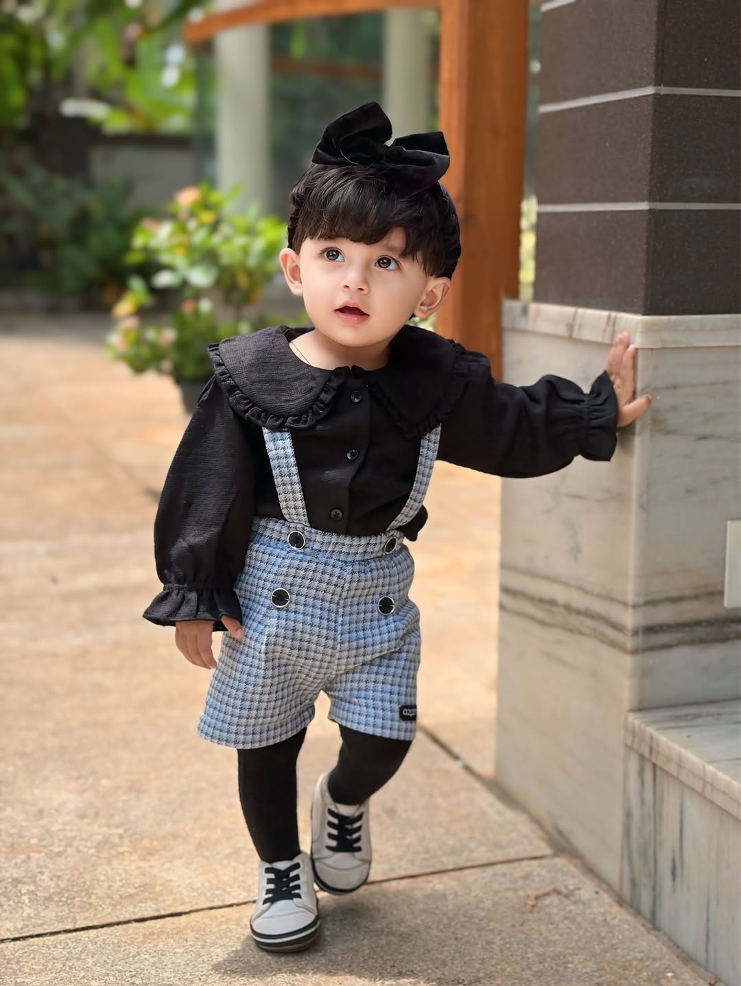 Riya Black Dungaree Set
