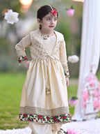 Aylina Noor Festive Charm Set