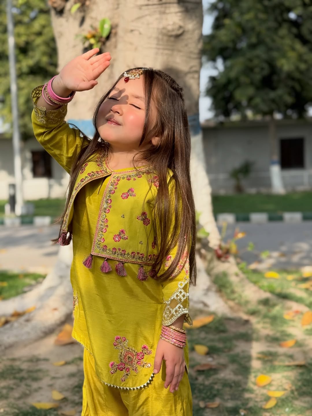 Aafreen Ziva Mehendi Charm Set