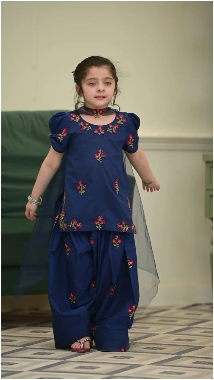 Alaya in phoolkari Suit Set